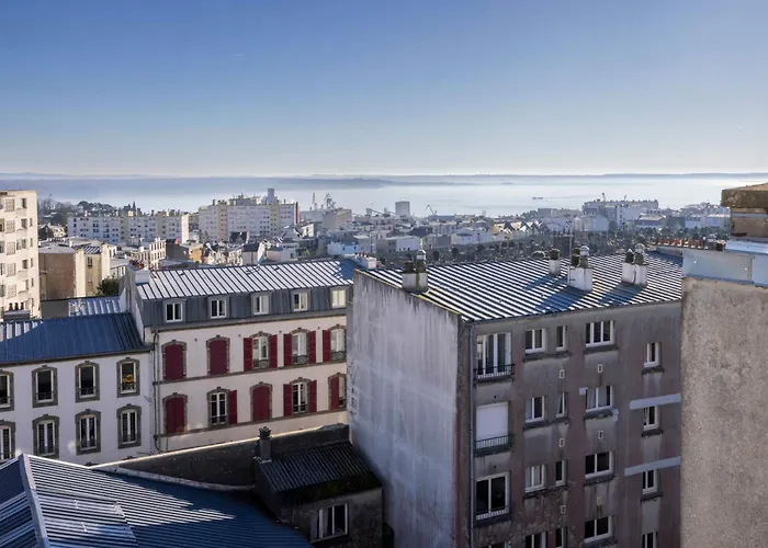 Vue / Jaures-centre-ville / Lumineux Brest